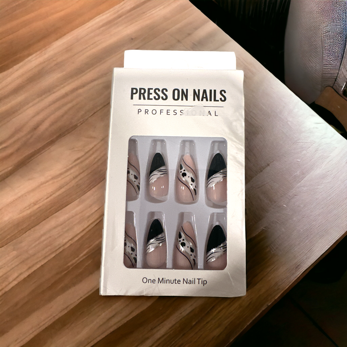 Chic Monochrome Animal Print Press-On Nail Set